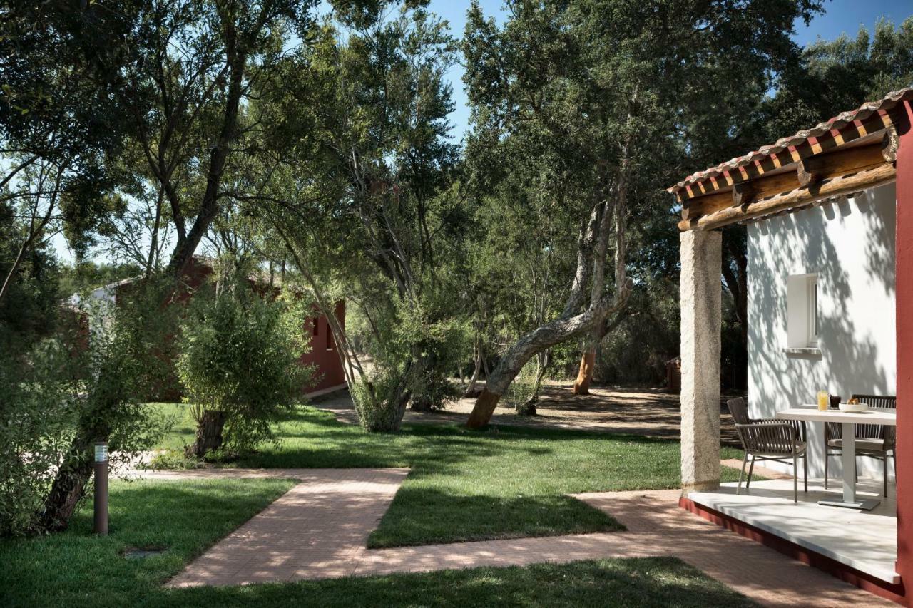 Li Neuli Country Club Otel San Pantaleo Dış mekan fotoğraf